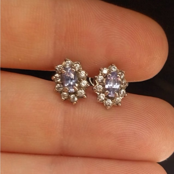 Aqua Marine 10k Earrings - Picture 1 of 4